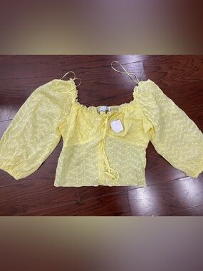 Yellow Cropped Babydoll Top Puff Sleeve Eyelet Boho Cottagecore NWT Medium Hyfve